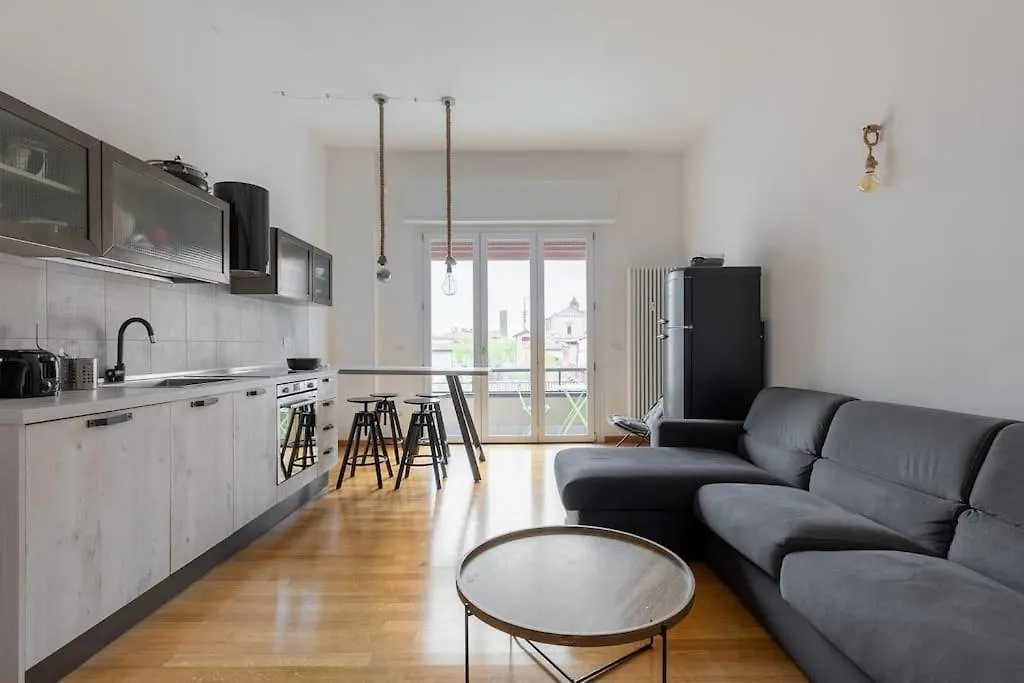 Casa Marconi 18 - Panoramic View Apartment Bologna