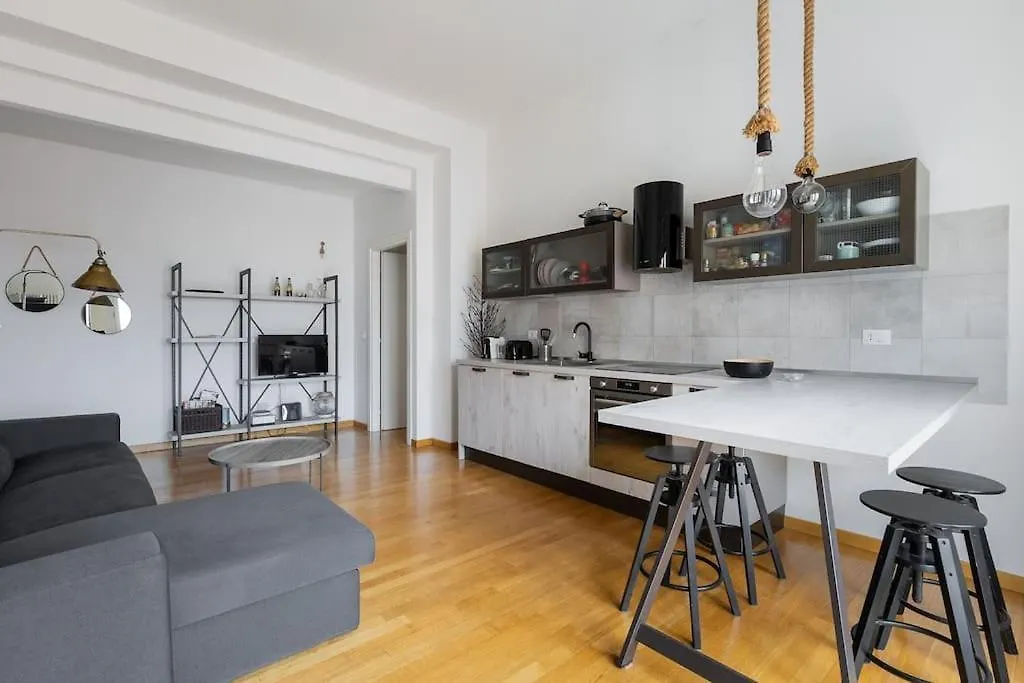 Casa Marconi 18 - Panoramic View Apartment Bologna Italy